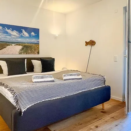 Meerquartier App 02 *